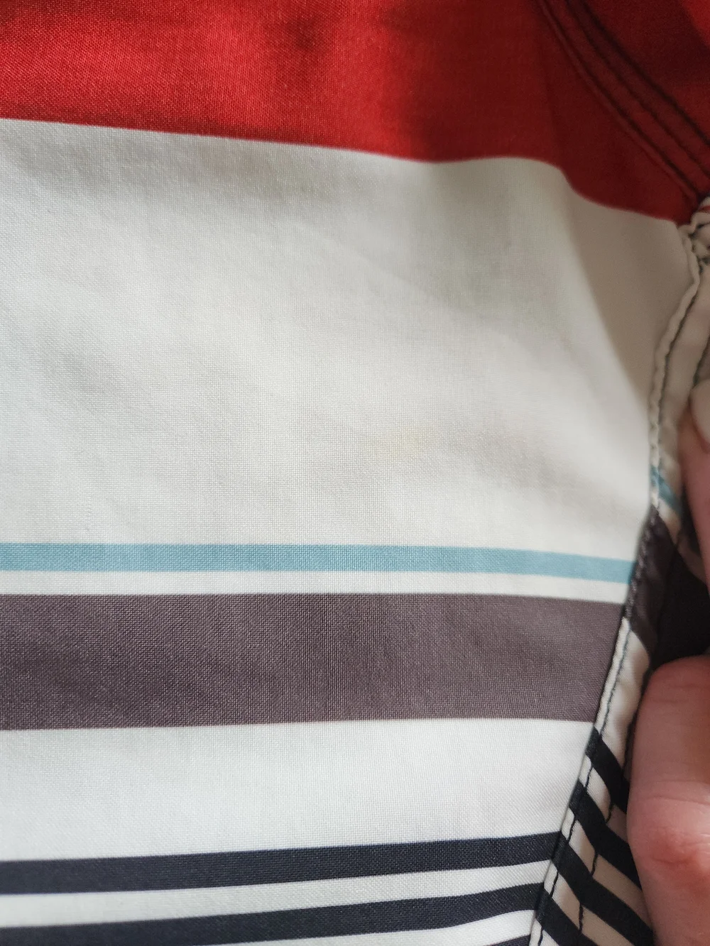 Quiksilver Mens Striped Board Shorts Swim Trunks Red White Black Size 40